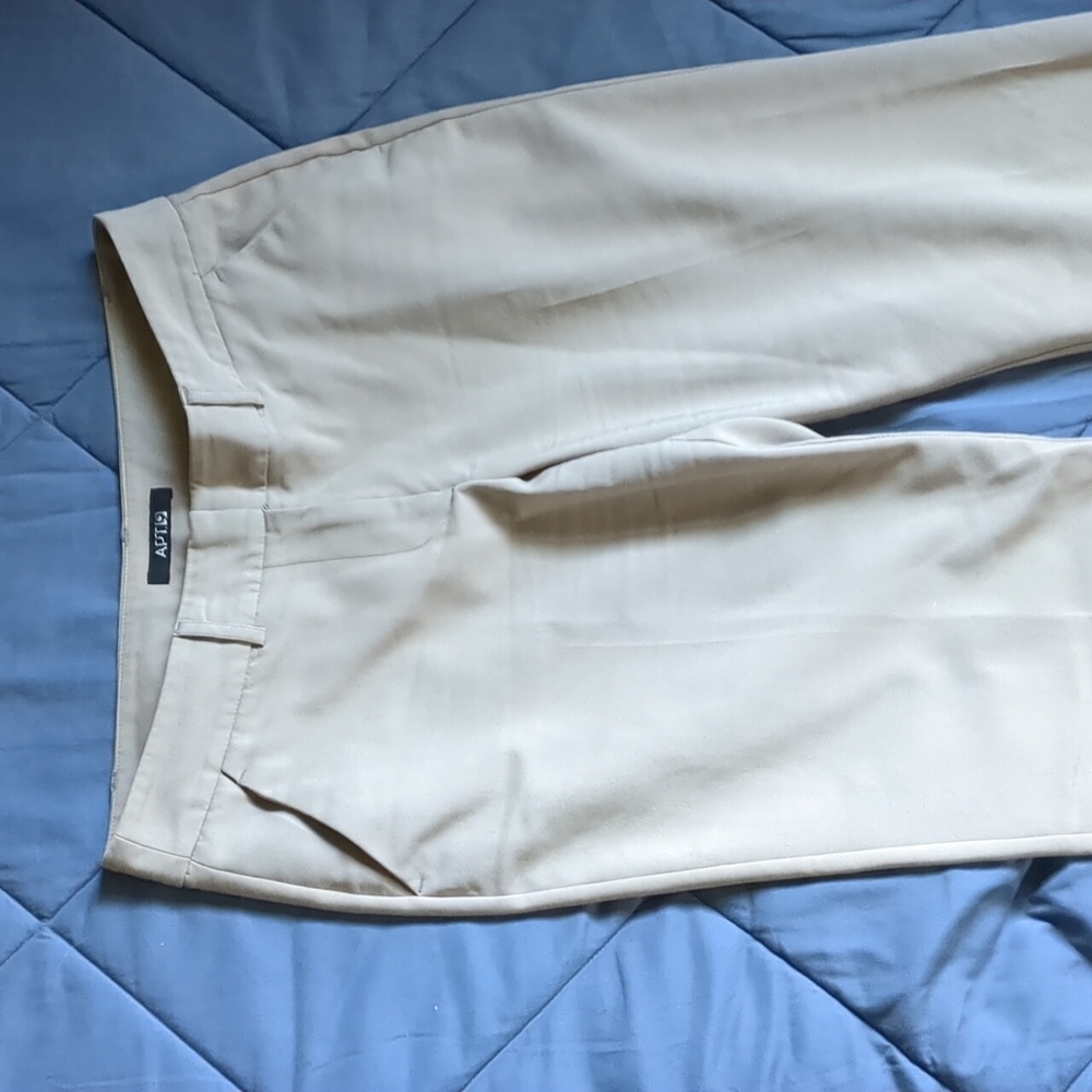 khakhi Apt.9 dress slacks size 8